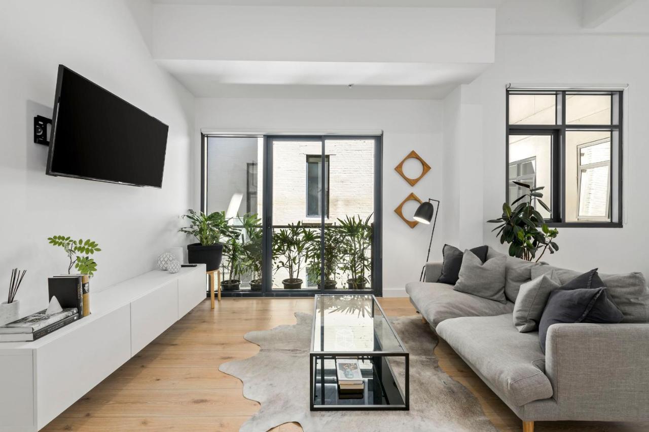 Luxuria Apartments - Bourke Melbourne Exterior photo